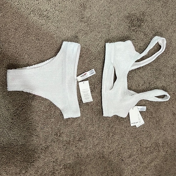 🆕 BondEye Bikini SET - Picture 1 of 4